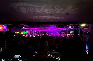 thumb-bollicine disco-1